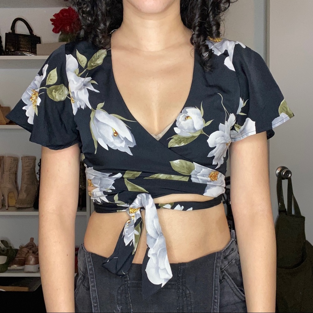 Floral wrap top